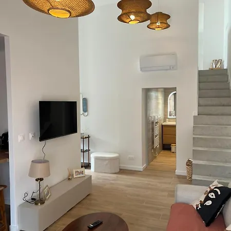 Апартаменты Ideal Pour Un Sejour A Bordeaux *